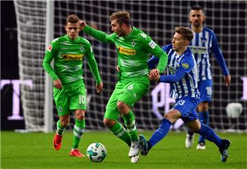 Ein heißer Kampf in Berlin: Die Hertha gegen die Gladbacher.