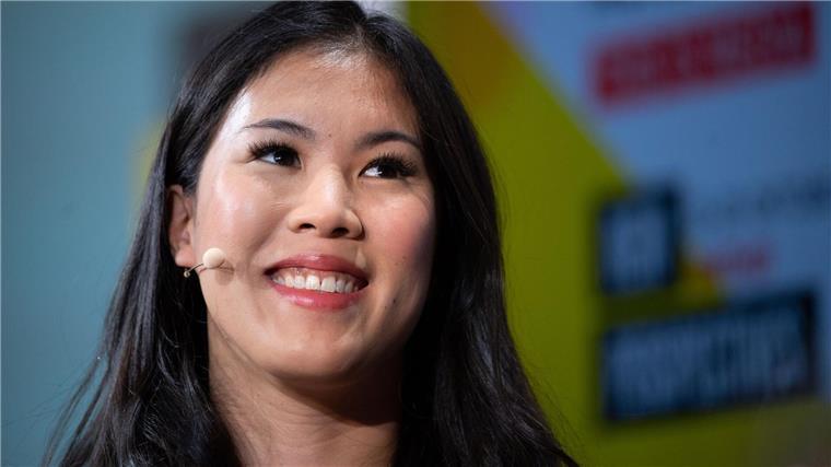 Mai Thi Nguyen-Kim: „Wissenschaft geht uns alle etwas an!“ Ein Jacob-Grimm-Preis für Mai Thi Nguyen-Kim.