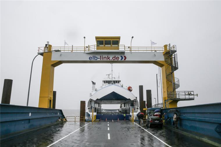 Elbfähre Cuxhaven-Brunsbüttel vor Neustart im April Ein Jahr nach dem erneuten Aus der Elbfähre Cuxhaven-Brunsbüttel scheint sich ein Neustart im nächsten Frühjahr abzuzeichnen.