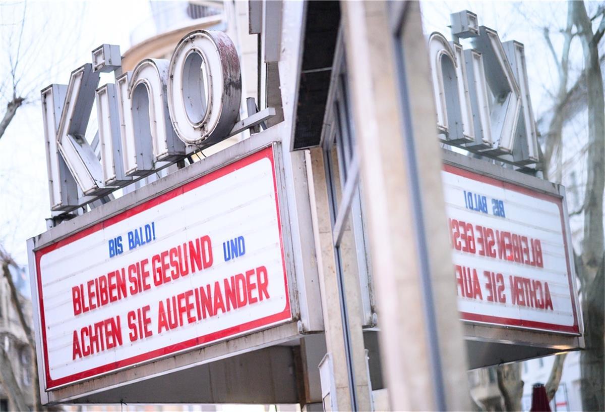 Ein Kinobesuch ist wegen der Corona-Pandemie derzeit nicht möglich.