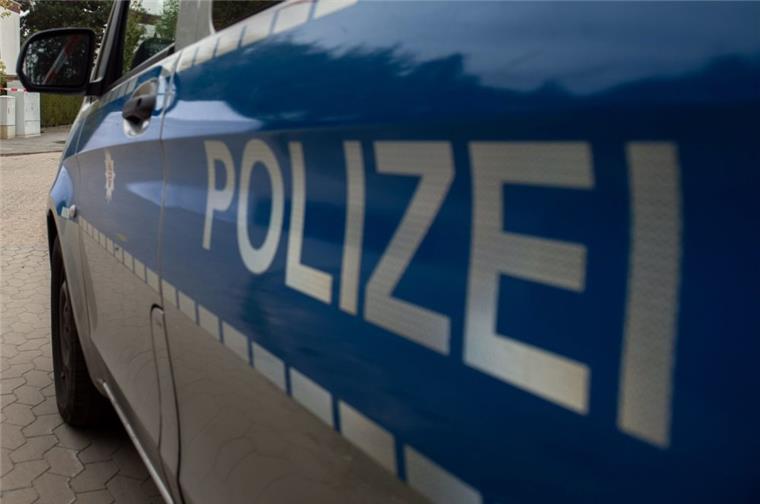 Ein Mann hat in Grünhöfe einen Sprengsatz selbstgebastelt.