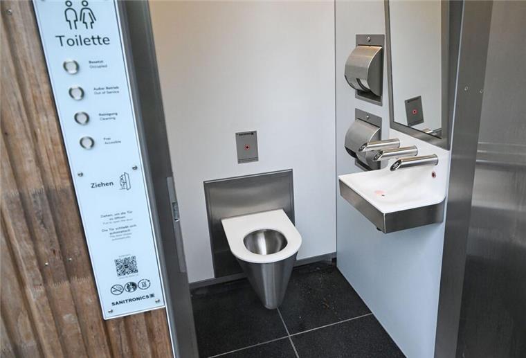 Blick in eine Toilettenkabine.