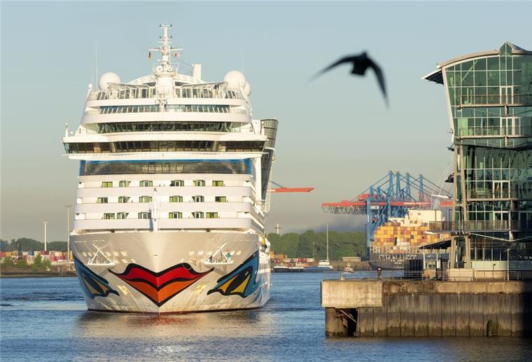 Exklusiver Besuch: Dieses Aida-Schiff kommt ausnahmsweise nach Bremerhaven Das Kreuzfahrtschiff «AIDAsol» läuft am Morgen in den Hamburger Hafen ein.