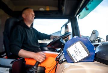 Müllwagen Fahrerhaus mit Messbox