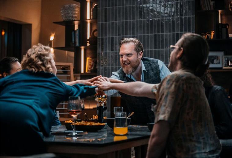 Streaming kompakt Ein Spieleabend eskaliert.