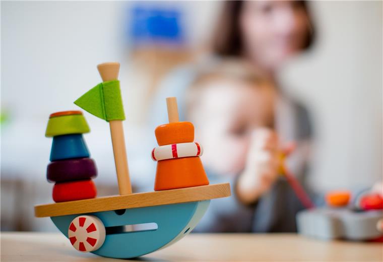Normal wird es dennoch nicht Ein Stück Normalität kehrt für Eltern und Kinder am Montag zurück, wenn die Krippen und Kindergärten den Notbetrieb beenden und für alle Kinder öffnen.