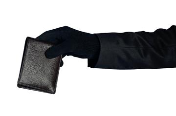 Ein Taschendieb aus Bremen wandert jetzt hinter schwedische Gardinen. 