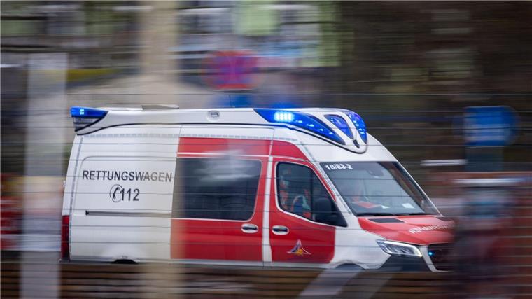 Ein Teenager ist in Osnabrück geschlagen und am Kopf verletzt worden. (Symbolbild)