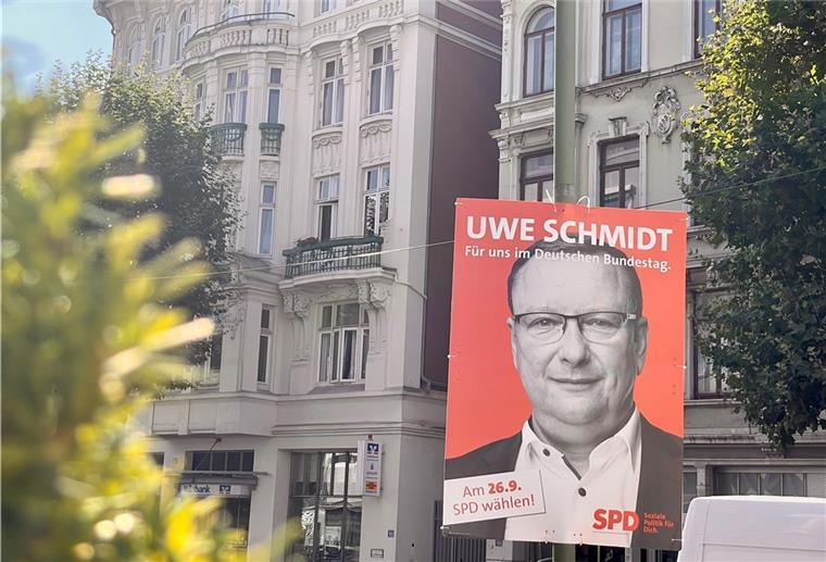 Bremerhaven: Wahlplakat angezündet Ein Wahlplakat der SPD wurde in der Schiffdorfer Chaussee angezündet.