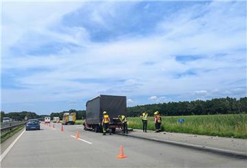 A27 zwischen Schwanewede und Ihlpol.