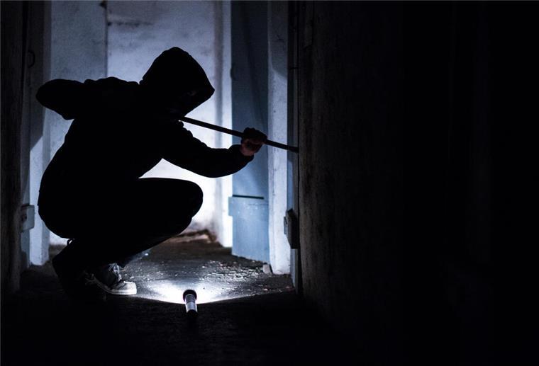 Ärgerlich: Einbrecher in Loxstedt machen fette Beute Einbrecher waren in Loxstedt aktiv.