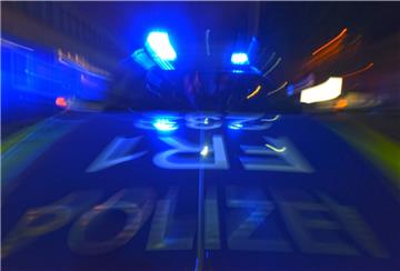 Einbrecher wollten einen Tresor aus einer Bäckerei stehlen.