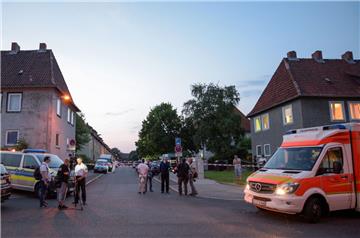 Eine 30 Jahre alte Frau ist in Salzgitter erschossen worden. Eine zweite Frau wurde verletzt. 