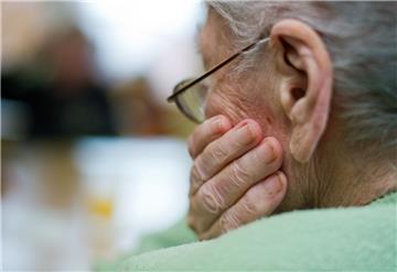 Eine 86 Jahre alte Bremerhavenerin ist beinahe Opfer eines Trickbetrugs geworden. 