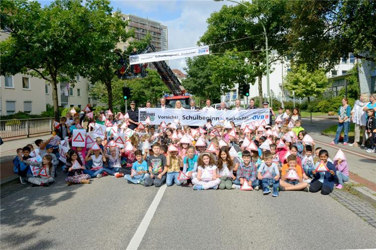 Zusammengefasst! Das war der Freitag im nord24-Land Eine Aktion zum Schulanfang hat es am Freitag vor der Goetheschule gegeben.