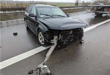 Schwer beschädigter Audi