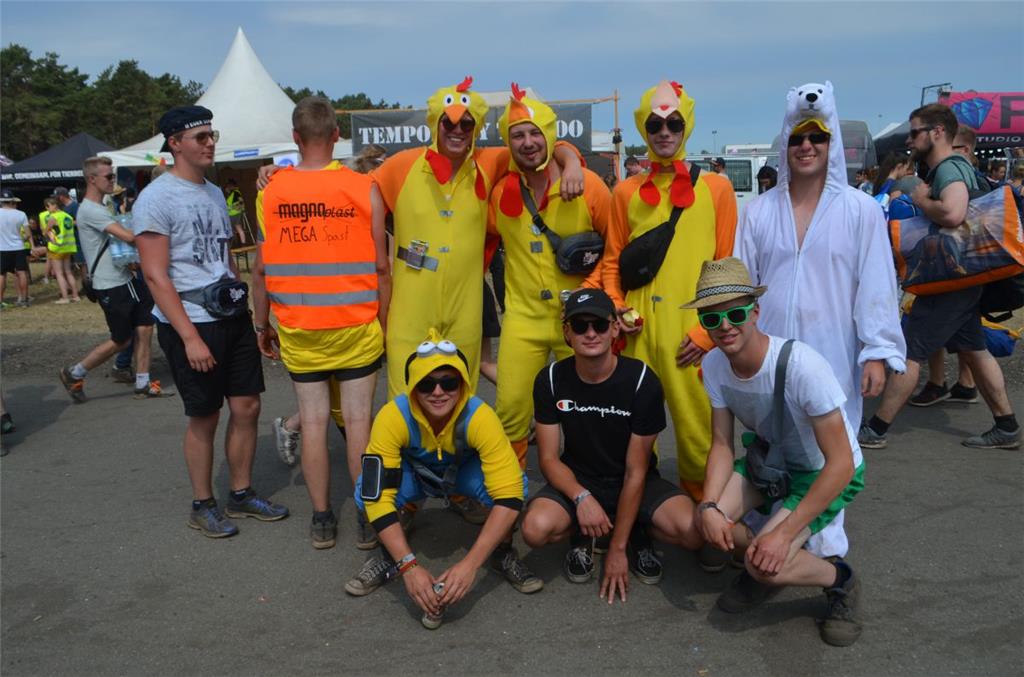 Eine Banane, ein Eisbär und ein großer Hühnerhaufen. Foto: Overschmidt