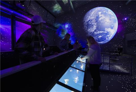 "Fischbahnhof 360°" Ausstellung im Fischereihafen 