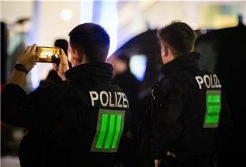 Eine Bilanz der Orts- und Bundespolizei, die die Einhaltung der aktuellen Corona-Bestimmungen des Landes Bremen kontrollierten.