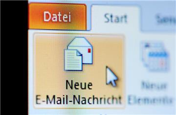 Eine E-Mail könnte den Bremerhavener Stadtrat Maurice Müller (Grüne) in Bedrängnis bringen.