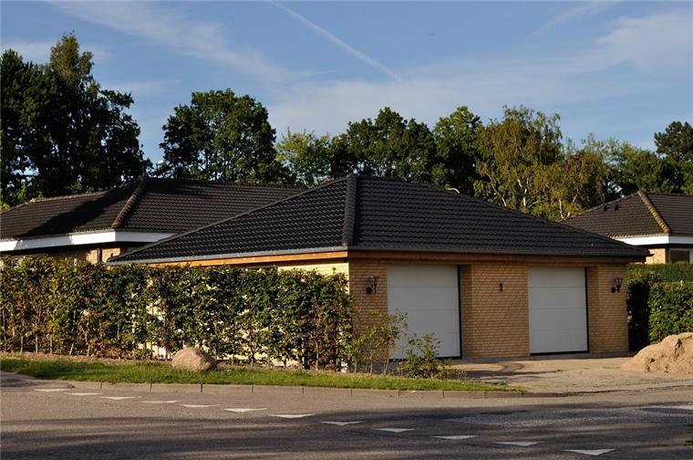 Eine Garage kann für Autofahrer gerade im Herbst und Winter auch in Bremerhaven und umzu von enormer Bedeutung sein.