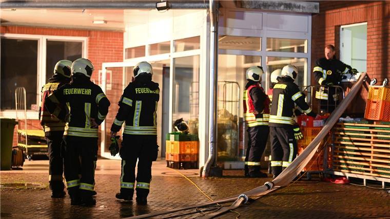Eine Klinik wurde von Wassermassen geflutet.