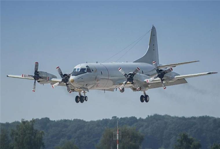 EU-Operation „Irini“: Dem fliegenden Auge aus Nordholz entgeht nichts Eine Orion kehrt nach dem Einsatz zum Marinefliegerstützpunkt in Nordholz zurück.