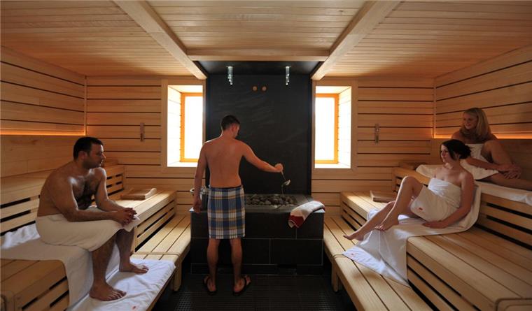 Eine Sauna wäre eine Überlegung, um auf dem ehemaligen Freibadgelände etwas Neues zu schaffen.
