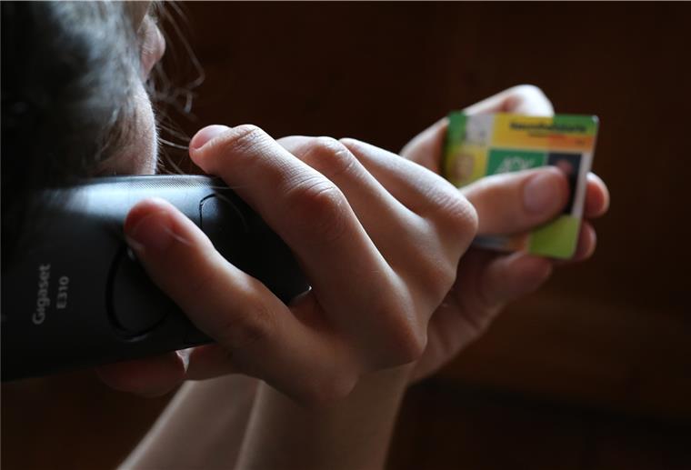 Corona: Krankschreibung per Telefon bis Ende März möglich Eine Telefonische Krankschreibung bleibt bis zum 31. März 2021 möglich.