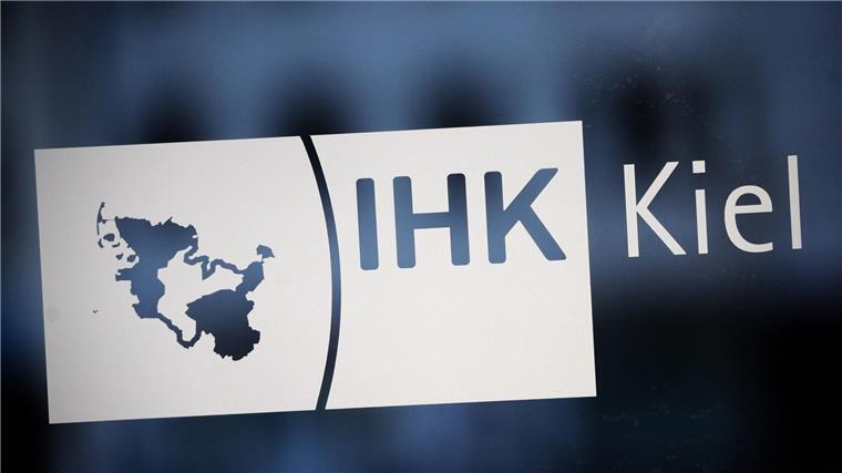 IHK-Umfrage: Norddeutsche Wirtschaft für Ausbau von A20 Eine Umfrage unter Unternehmen in Norddeutschland zeigen Handlungsbedarf beim Ausbau der A20. (Symbolbild)