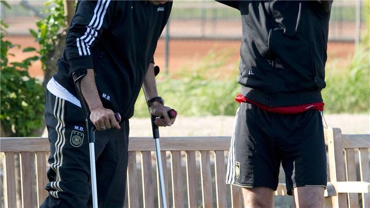 Eine Verletzung läutete das Ende der Kapitänszeit von Ballack ein. 