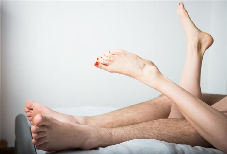 Die Deutschen und der Sex: Neue Studie klärt auf Eine zentrale Erkenntnis: Im Schnitt haben die Deutschen vier- bis fünfmal im Monat Sex.