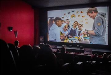 Leinwand im Kino.