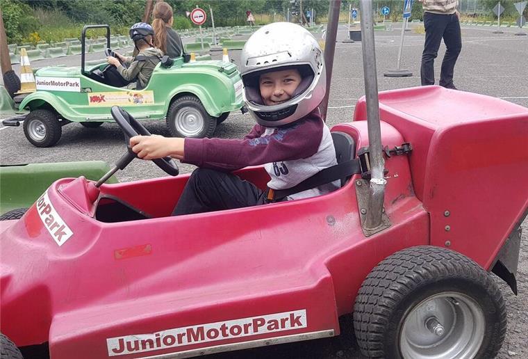 Seit 70 Jahren im Dienst der Kunden Junior Motor Park Gebr. Müller Nordenham Verkehrsübungsplatz
