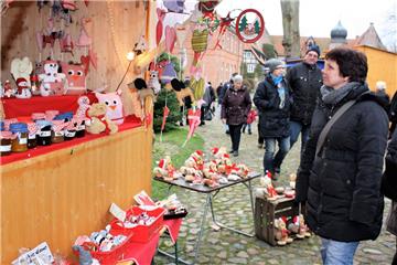 Einen Weihnachtsmarkt wird es in Beers auch in diesem Jahr wieder zwischen Amtshaus und Amtsscheune geben. Das Areal ist zwar klein, bietet aber im Gegenzug einzigartige Atmosphäre.