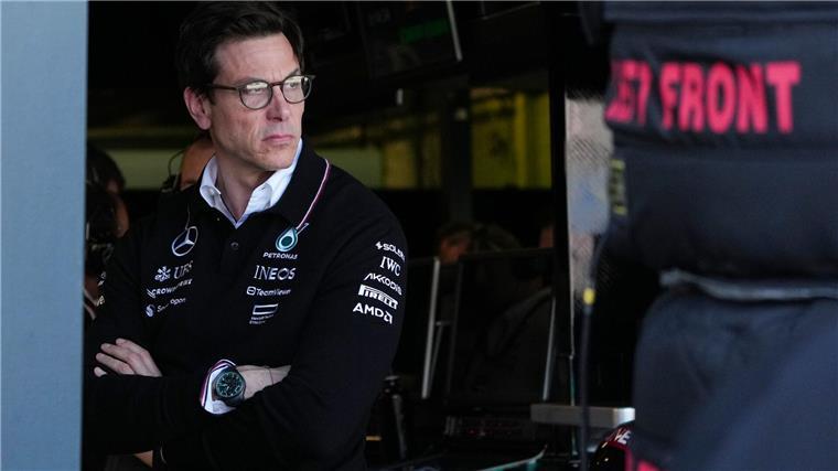 Mick Schumachers schwerer Stand in der Formel 1 Einer der Fürsprecher von Mick Schumacher: Mercedes-Teamchef Toto Wolff.