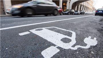 Einige E-Autobauer haben deutlich Marktanteile verloren.