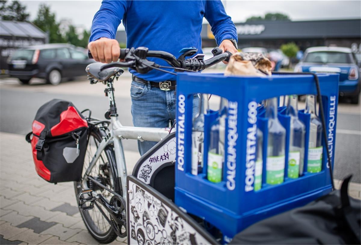 ADFC sauer: Keine Lastenradförderung für Bremerhaven Einkauf per Rad mit Lastenrad oder Anhänger – kein Problem. Doch bei der Förderung guckt Bremerhaven als einzige Stadt weit und breit in die Röhre.