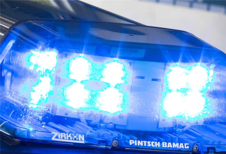 Rotenburg: Vermisstes Kleinkind tot aus der Wümme geborgen Blaulicht, Polizei