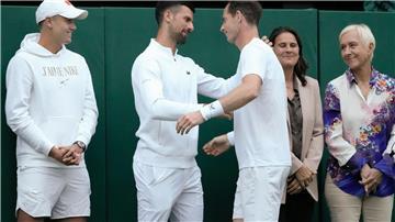 Einst Rivalen, jetzt Spieler und Trainer: Novak Djokovic (links) und Andy Murray