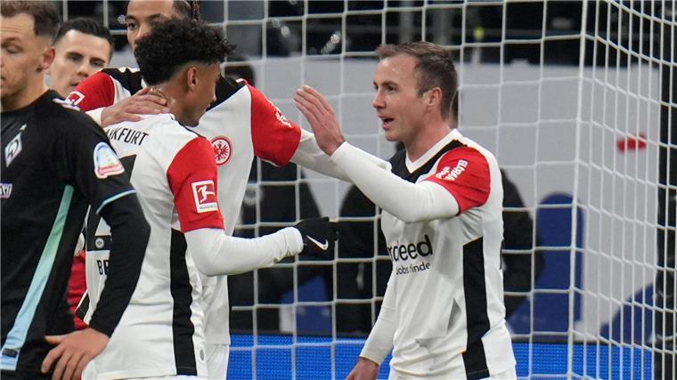 Eintracht Frankfurts Mario Götze ließ den Worten von Trainer Dino Toppmöller beim 1:0 gegen Werder Bremen ein Tor folgen.