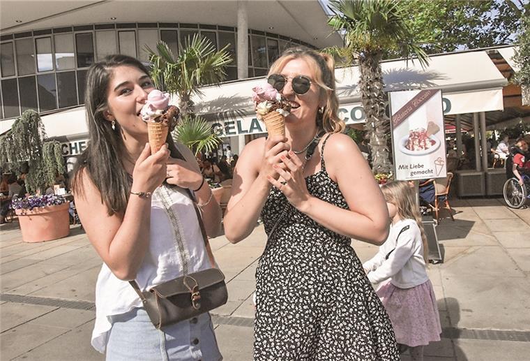 Eisgenuss gehört zum Bremerhavener Sommer einfach dazu.