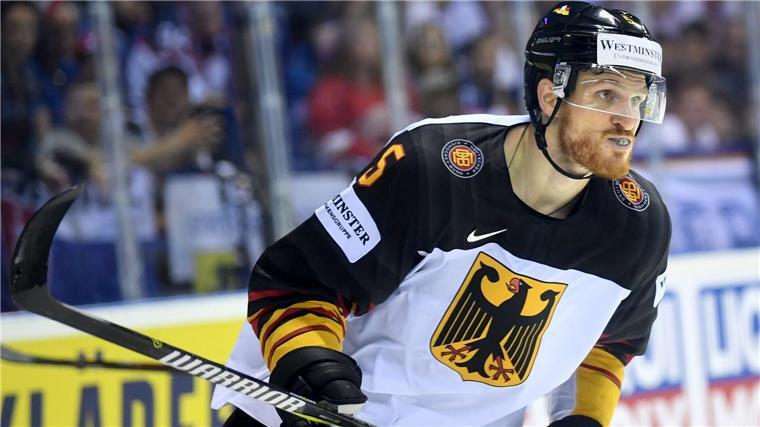 DEB bestätigt Holzer-Rücktritt aus Nationalteam Eishockey-Nationalspieler Korbinian Holzer tritt aus der Nationalmannschaft zurück.