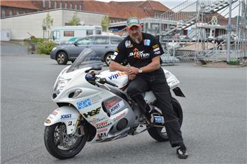 Elmar Geulen, der von seinen Fans nur Mr. Hayabusa genannt wird, hat seinen eigenen Weltrekord verbessert.