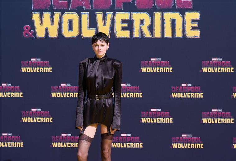 Wie Ryan Reynolds und Hugh Jackman Marvel beleben Emma Corrin spielt die Bösewichtin im neuen Marvel-Film.