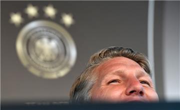 Emotionaler Abschied: Morgen bekommt Kapitän Bastian Schweinsteiger sein Abschiedsspiel gegen Finnland.