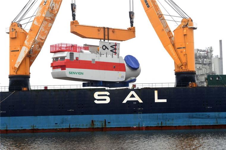 Senvion kann Produktion in Bremerhaven wieder aufnehmen Ende März wurden die ersten Turbinen für den Trianel-Windpark im Fischereihafen verladen.