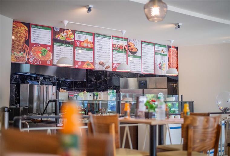 So denkt die Nord24-Community über Bremerhavens „Milchbar“-Nachfolger Blick ins Restaurant