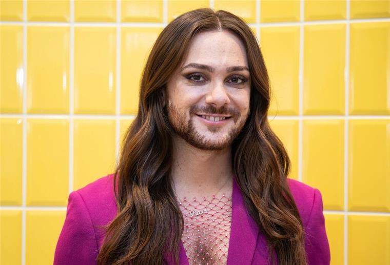 #LoveWins: Riccardo Simonetti macht Verlobung öffentlich Entertainer Riccardo Simonetti (30) hat sich verlobt.