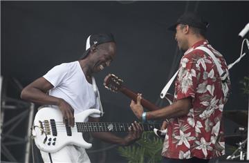 Entspannte Klänge - Reggae von Patrice beim Deichbrand am Samstag. Foto Leuschne...
